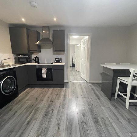 Mays Apartments - 147-153 Mill Street, Free Parking, 5 Minute Walk To Baltic Market And City Centre - Apartments Sleep 1-6 Guests Liverpool Kültér fotó